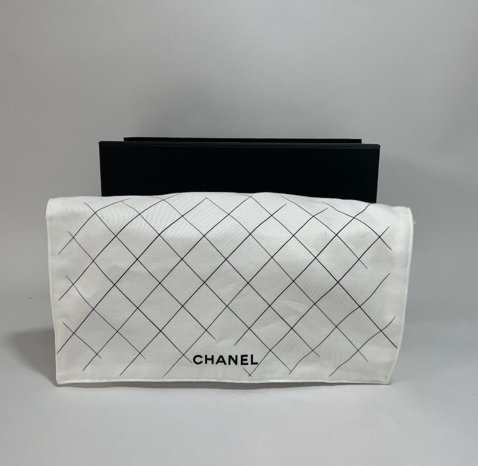 Chanel Classic Pink White gold Small